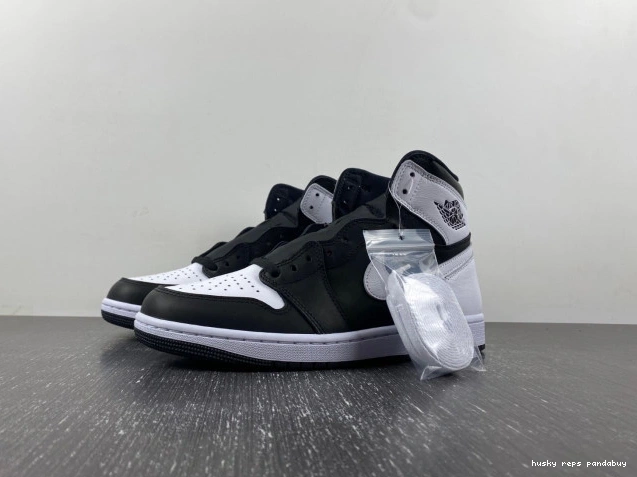 Husky DZ5485-010 Jordan High OG Air 1 Reverse Panda 0820
